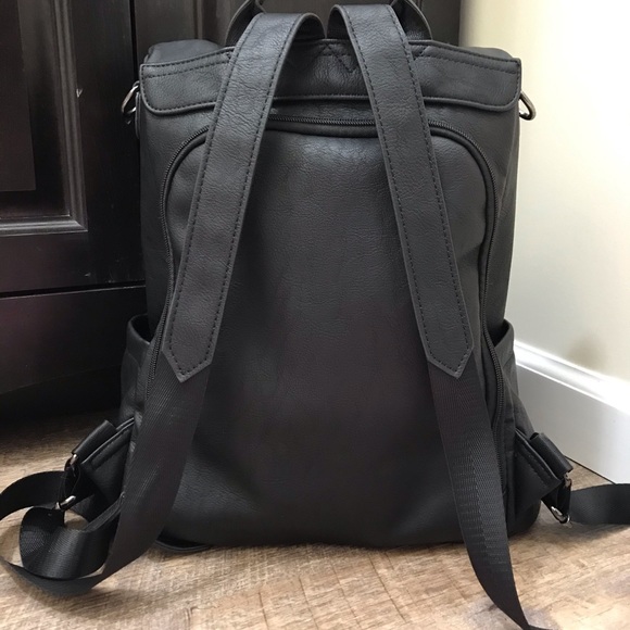 100% Genuine Leather Anti-theft Backpack - Picture 2 of 2